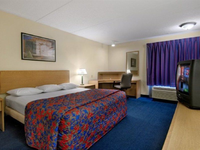Red Roof Inn Plus+ San Antonio Downtown - Riverwalk Ngoại thất bức ảnh