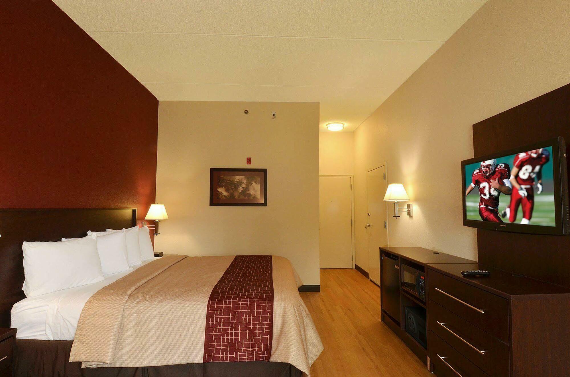 Red Roof Inn Plus+ San Antonio Downtown - Riverwalk Ngoại thất bức ảnh
